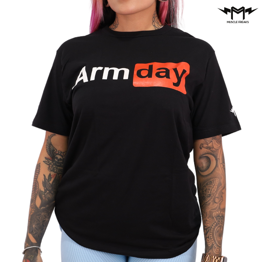 PLAYERA MUSCLE FREAKS ARM DAY