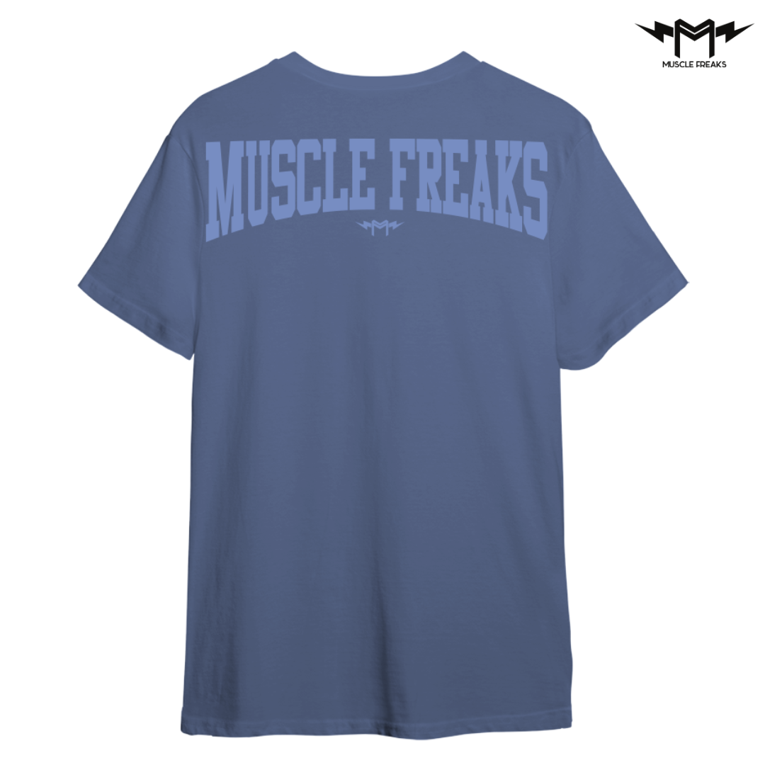 PLAYERA MUSCLE FREAKS BASIC AZUL