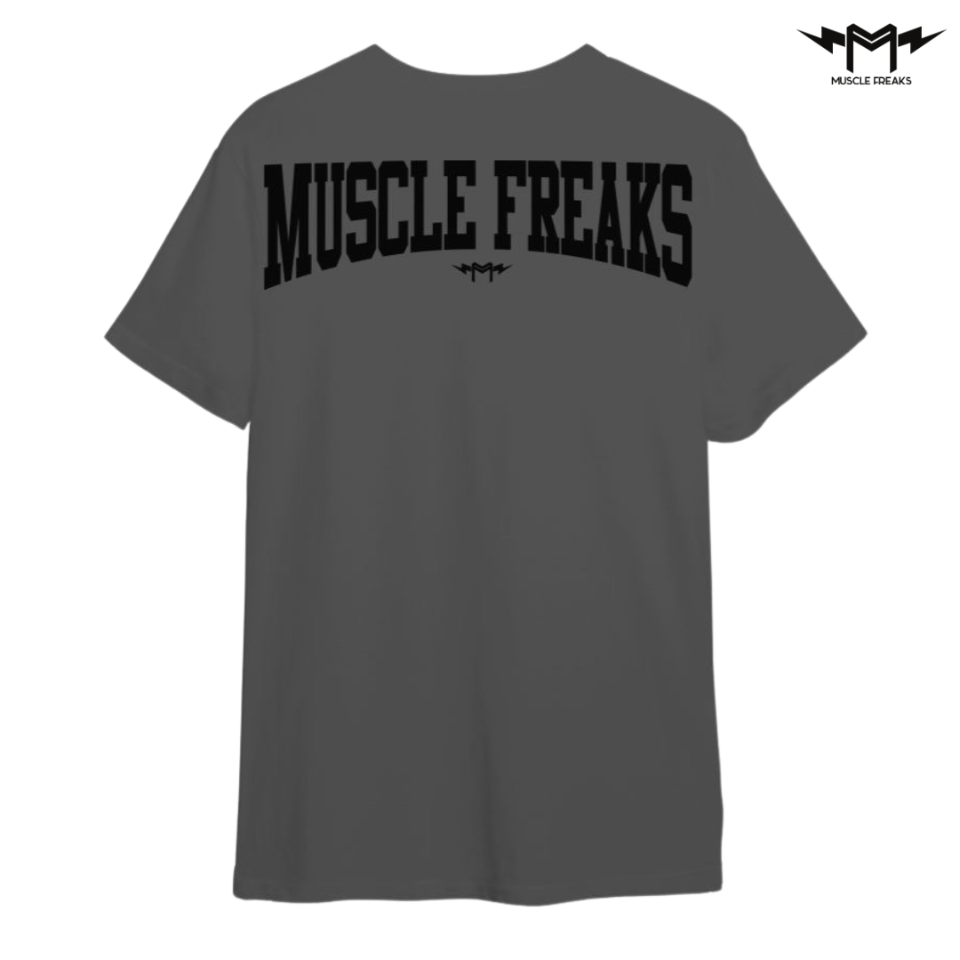 PLAYERA MUSCLE FREAKS BASIC GRIS