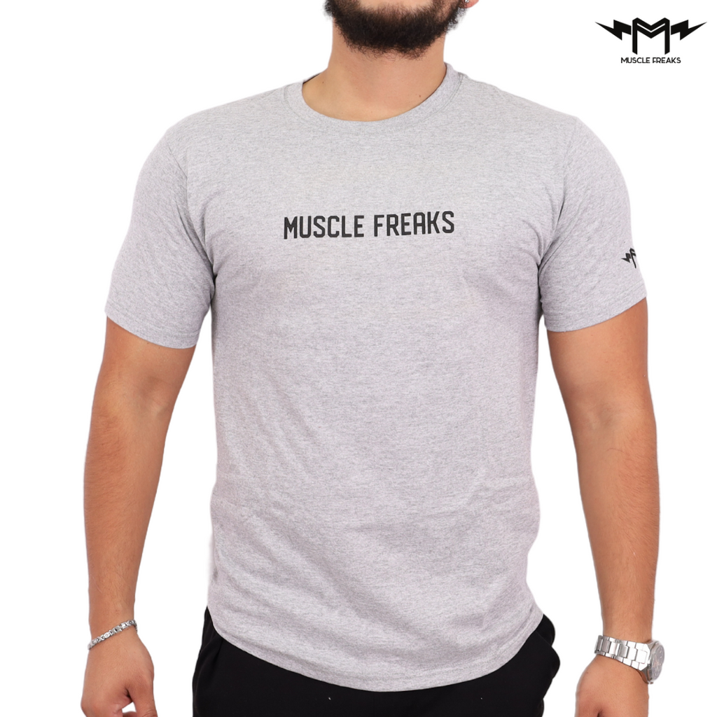PLAYERA MUSCLE FREAKS CARTA K