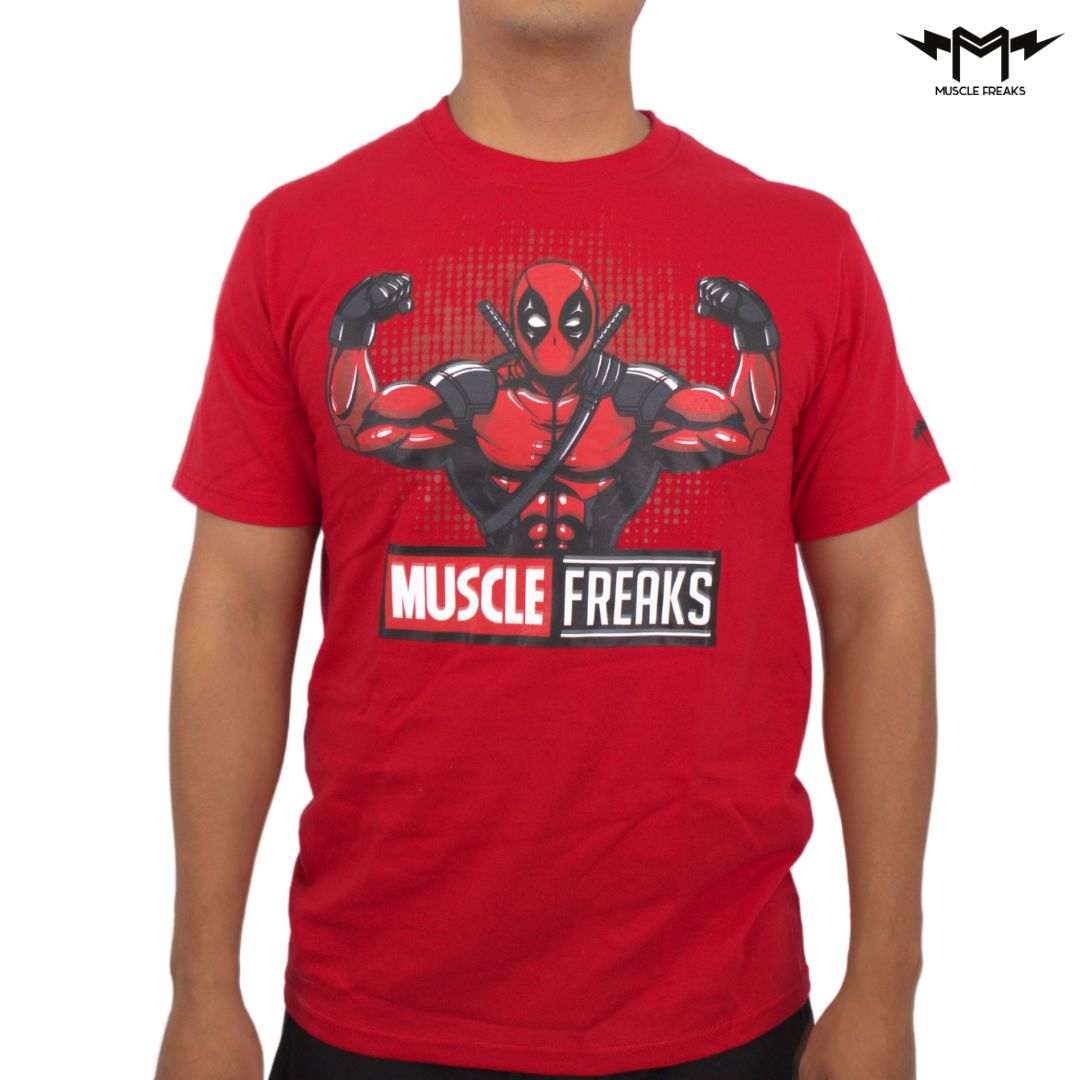 PLAYERA MUSCLE FREAKS DEADPOOL